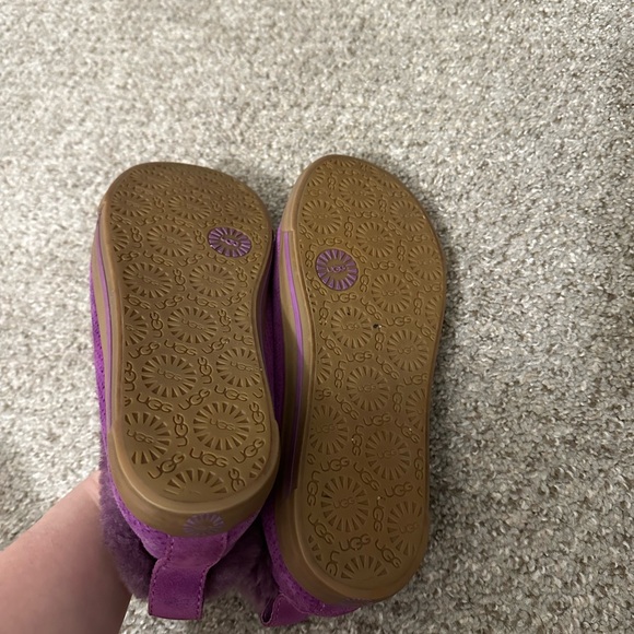 UGG Purple and Cream Fuzzy Slippers - Picture 2 of 7